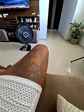 Snapshot of Zepouvinho chatting on February 2026 03:54:01 PM Zepouvinho online show from February 2026 03:54:01 PM