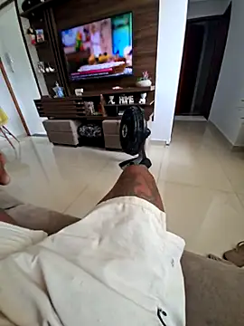 Snapshot of Zepouvinho chatting on March 2026 01:51:02 PM Zepouvinho online show from March 2026 01:51:02 PM