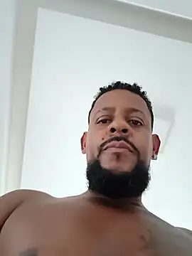 Snapshot of Zepouvinho chatting on March 2026 01:37:02 PM Zepouvinho online show from March 2026 01:37:02 PM