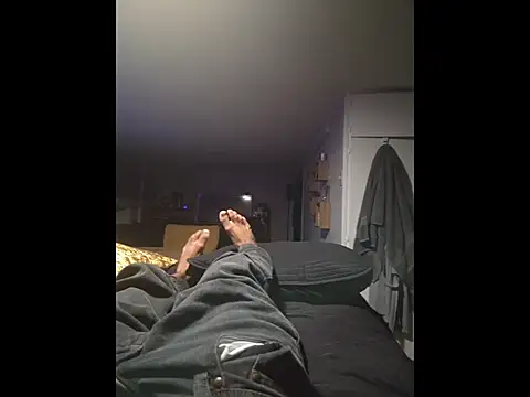 piggylatino online show from April 2026 01:02:01 PM