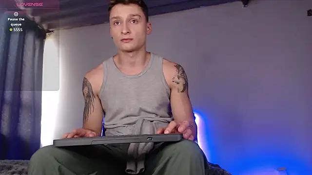 Snapshot of ArthurPhoenixx chatting on December 2025 06:36:02 PM ArthurPhoenixx online show from December 2025 06:36:02 PM