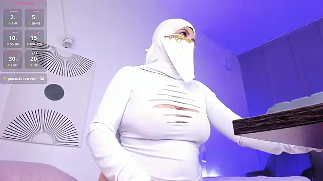 Hannaa Dolly online show from February 2026 03:43:02 AM