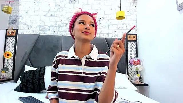 Maray Lous online show from December 2025 08:16:02 PM