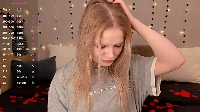 Snapshot of MicheleHonas chatting on February 2026 05:40:02 PM MicheleHonas online show from February 2026 05:40:02 PM