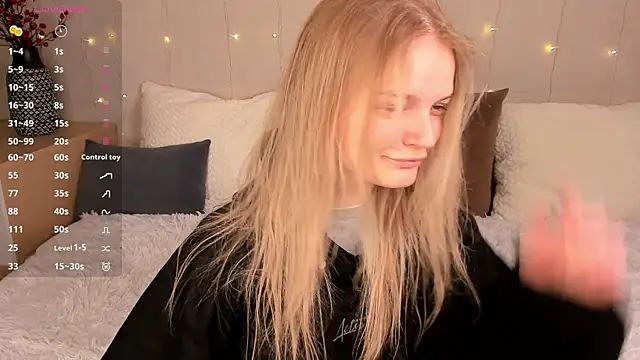 Snapshot of MicheleHonas chatting on February 2026 08:05:02 PM MicheleHonas online show from February 2026 08:05:02 PM