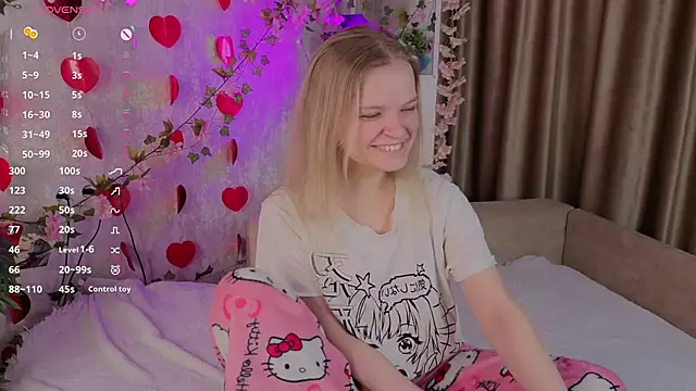 Snapshot of MicheleHonas chatting on February 2026 05:33:01 PM MicheleHonas online show from February 2026 05:33:01 PM