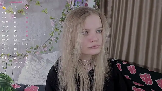 Snapshot of MicheleHonas chatting on March 2026 06:24:02 PM MicheleHonas online show from March 2026 06:24:02 PM