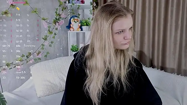 Snapshot of MicheleHonas chatting on March 2026 07:09:01 PM MicheleHonas online show from March 2026 07:09:01 PM