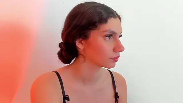 cloee20  online show from December 2025 02:30:02 AM