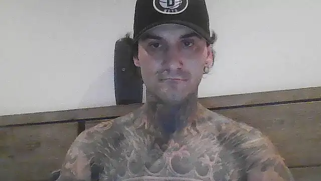Snapshot of tattsNcock chatting on November 2025 05:12:02 PM tattsNcock online show from November 2025 05:12:02 PM