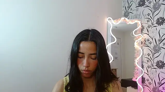 Joselyn tay online show from December 2025 11:49:02 AM