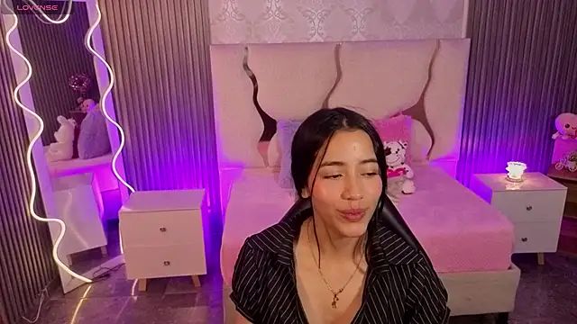 Joselyn tay online show from April 2026 12:10:01 PM