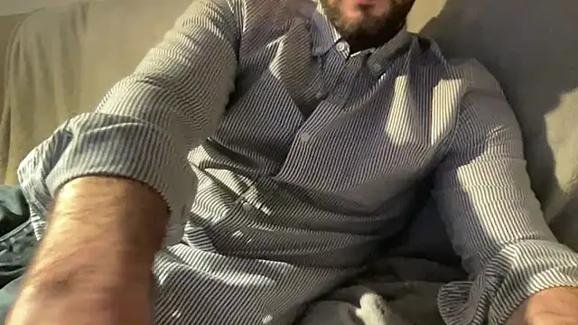 Pmendes98 online show from February 2026 06:46:01 PM