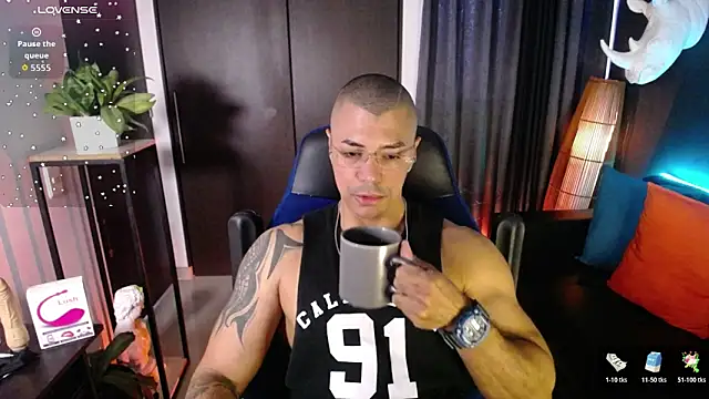 Zed ferrer online show from June 2026 08:33:01 PM