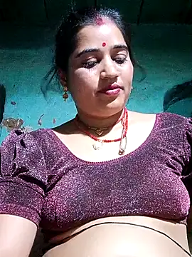 Snapshot of Hot_kamla chatting on April 2026 05:21:02 PM Hot kamla online show from April 2026 05:21:02 PM