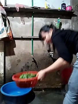 gugu0022 online show from March 2026 04:18:02 AM