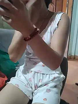 gugu0022 online show from June 2026 10:34:02 PM