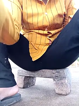Lyly sexyy online show from May 2026 09:50:01 AM
