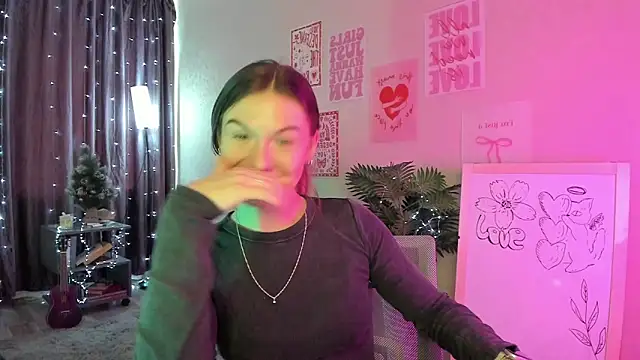 luna lust 212 online show from March 2026 07:15:01 AM