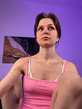 Snapshot of Shy_Vivi chatting on March 2026 03:15:02 PM Shy Vivi online show from March 2026 03:15:02 PM