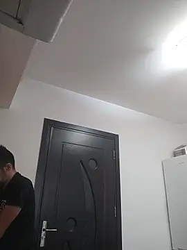 Snapshot of Dale_E chatting on October 2025 05:20:02 AM Dale E online show from October 2025 05:20:02 AM