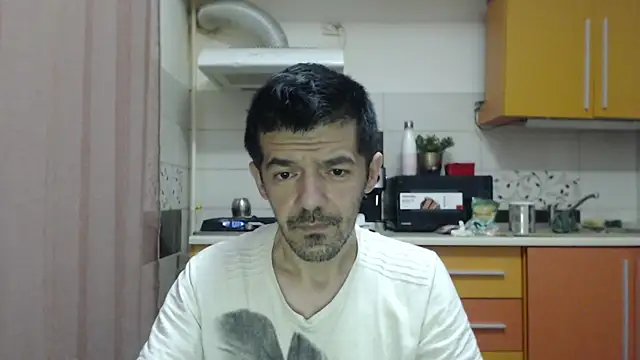 Snapshot of Dale_E chatting on December 2025 05:12:02 AM Dale E online show from December 2025 05:12:02 AM