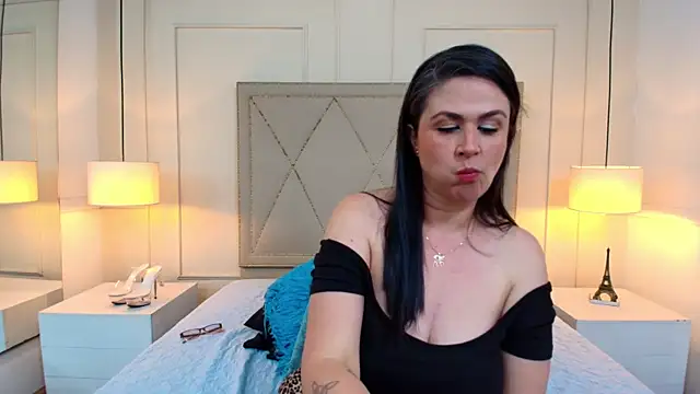 CarolinnaSaenz online show from July 2026 08:07:02 PM
