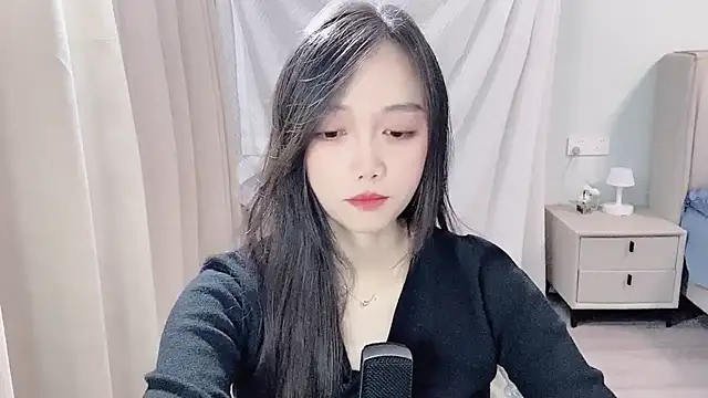 BoiI2u online show from December 2025 03:16:02 PM