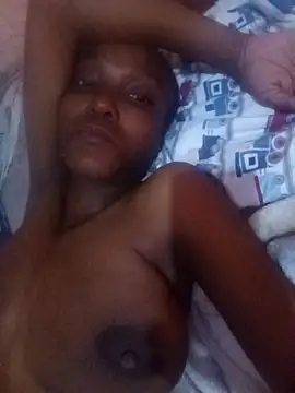 Snapshot of Beverlygurlx6 chatting on February 2026 10:49:02 PM Beverlygurlx6 online show from February 2026 10:49:02 PM