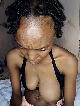 Snapshot of Beverlygurlx6 chatting on March 2026 08:37:01 PM Beverlygurlx6 online show from March 2026 08:37:01 PM