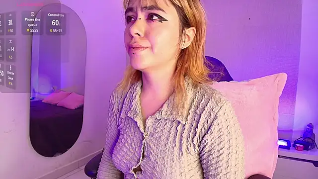 NinaSakura Eup online show from December 2025 11:38:02 AM