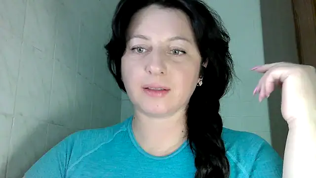 MelinaAx online show from May 2026 07:32:01 PM