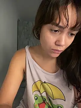 carolsapequinha online show from May 2026 02:56:02 PM