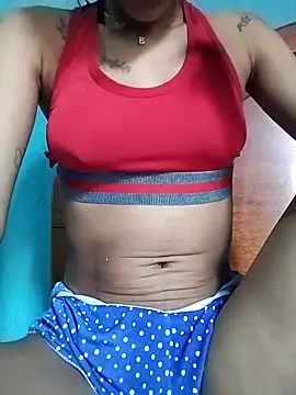 Snapshot of andynhasafadinha chatting on December 2025 06:38:01 PM andynhasafadinha online show from December 2025 06:38:01 PM