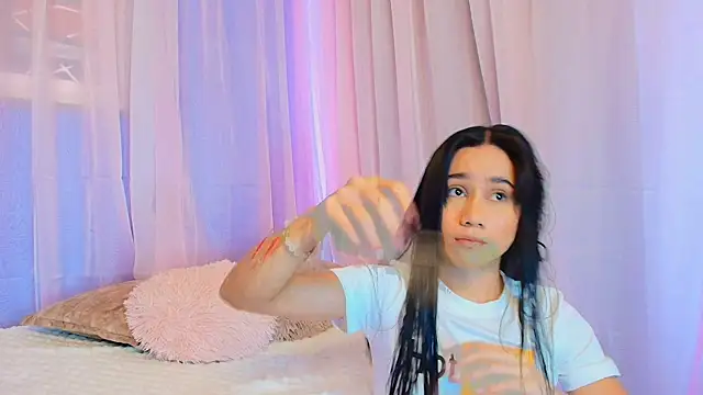 Snapshot of lizzy_kane chatting on February 2026 08:10:02 PM lizzy kane online show from February 2026 08:10:02 PM