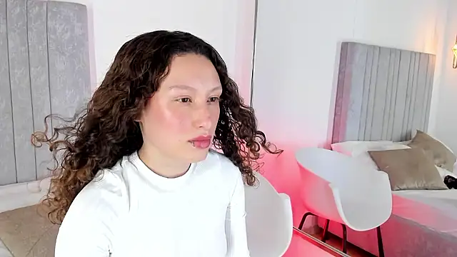 Martina 077 online show from January 2026 07:17:01 PM