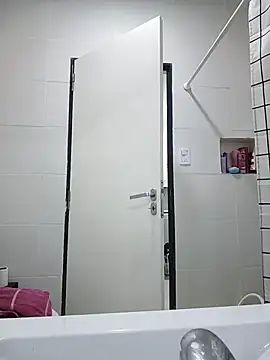 Snapshot of miturikento chatting on November 2025 12:09:01 AM miturikento online show from November 2025 12:09:01 AM