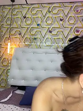 MelanyyJhonson15 online show from May 2026 02:50:02 AM