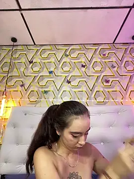 MelanyyJhonson15 online show from June 2026 08:25:02 PM