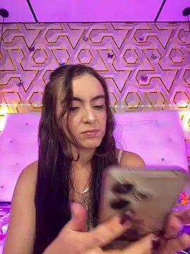 MelanyyJhonson15 online show from June 2026 08:44:02 PM