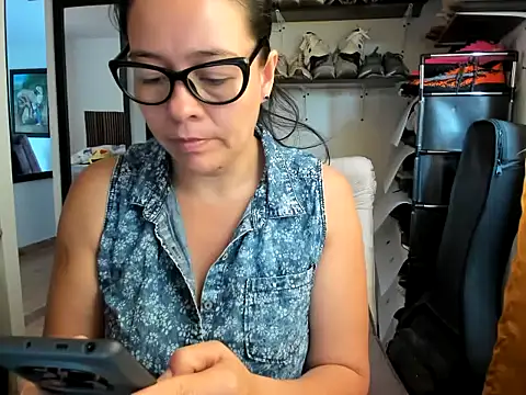 Snapshot of caroline_47 chatting on February 2026 03:31:01 PM caroline 47 online show from February 2026 03:31:01 PM