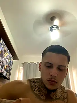 Ryanzl017 online show from November 2025 09:17:01 PM