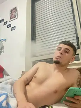 dairon maya online show from February 2026 08:35:02 PM