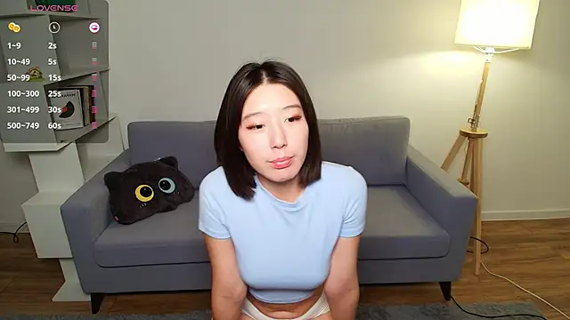 Snapshot of KokoMiu chatting on December 2025 02:47:01 PM KokoMiu online show from December 2025 02:47:01 PM