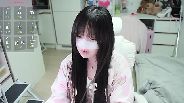 kimhyeona2005 online show from May 2026 11:26:01 AM