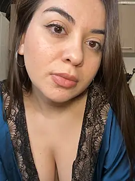 Snapshot of Lovynna chatting on February 2026 08:39:01 PM Lovynna online show from February 2026 08:39:01 PM