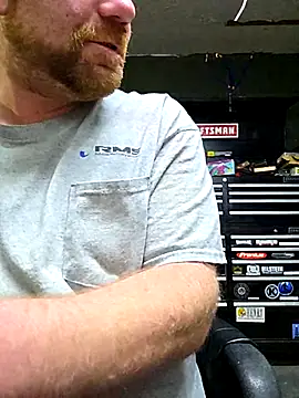 Snapshot of Txweld69 chatting on November 2025 07:57:01 PM Txweld69 online show from November 2025 07:57:01 PM