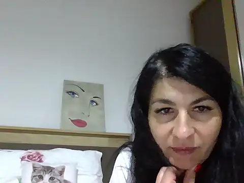 Snapshot of Elennbaby05 chatting on November 2025 07:34:02 PM Elennbaby05 online show from November 2025 07:34:02 PM