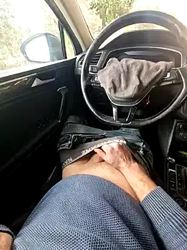 Snapshot of -The-Last- chatting on January 2026 12:18:01 PM -The-Last- online show from January 2026 12:18:01 PM