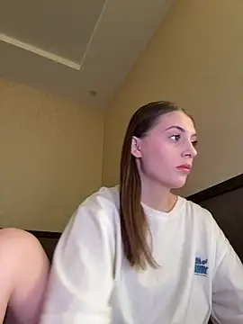 Snapshot of EmersonBennett chatting on March 2026 09:28:02 AM EmersonBennett online show from March 2026 09:28:02 AM